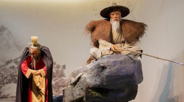 周文王姬昌背姜子牙走了八百步，周朝才有了八百年的历史吗？